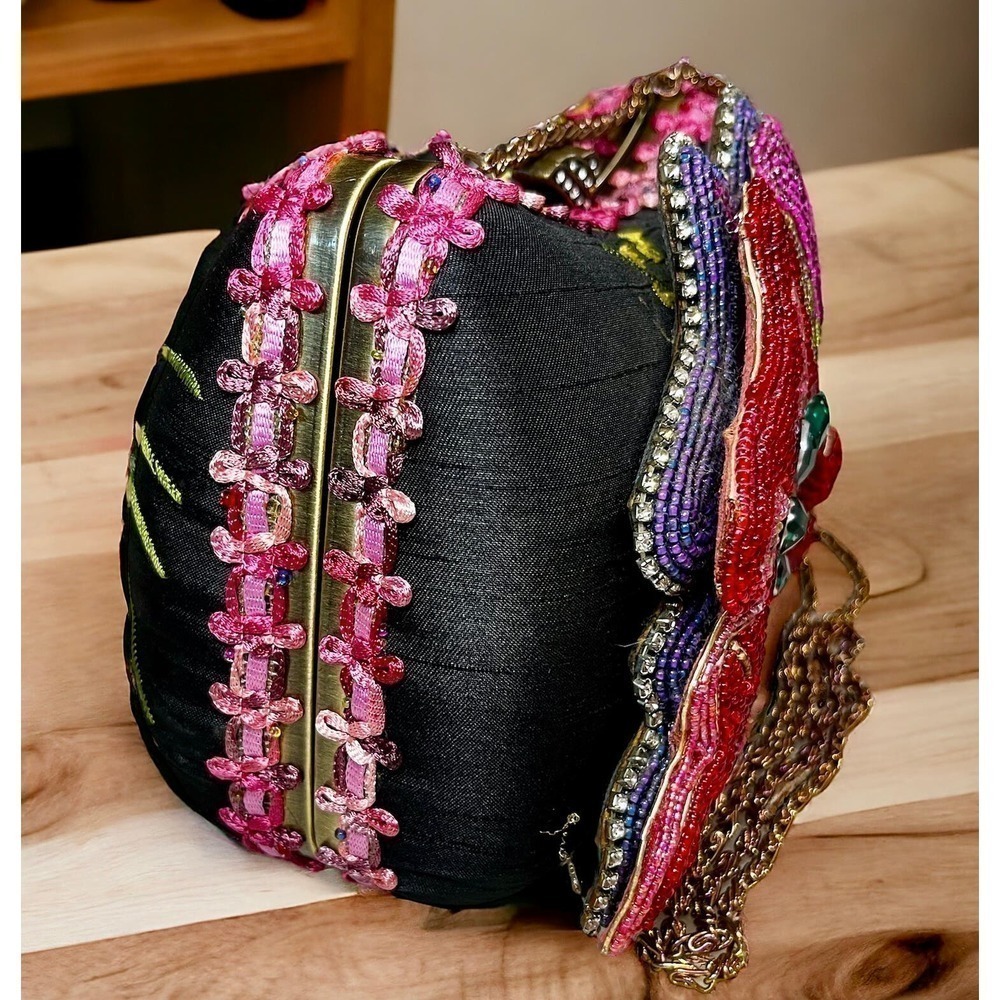 Y2K Mary Frances #08-006 “Mariposa” Shoulder Bag - Picture 7 of 13